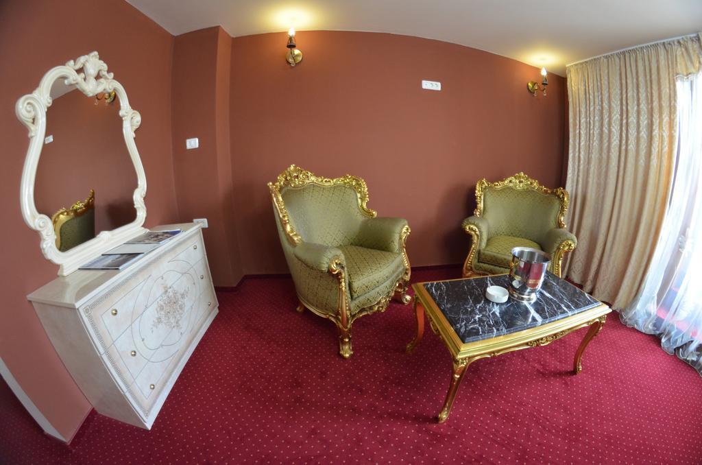 Hotel Le Baron Timisoara Habitación foto